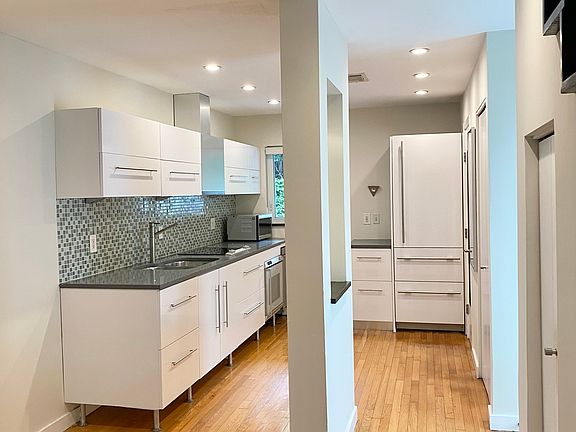 Kitchen, 1/2 bath, Laundry & side door
