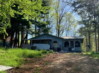 22 Summit Knoll Dr, Zirconia, NC 28790