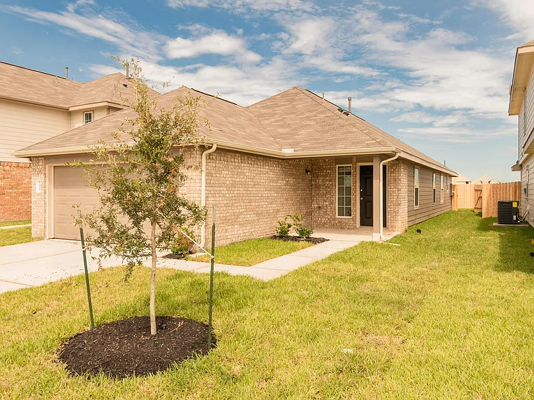 24322 Treviso Gardens Dr — Photo 3