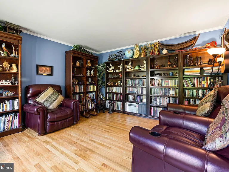 4301 Mountain View Dr — Photo 5