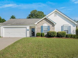 6008 Pennycross Ln, Charlotte, NC 28216