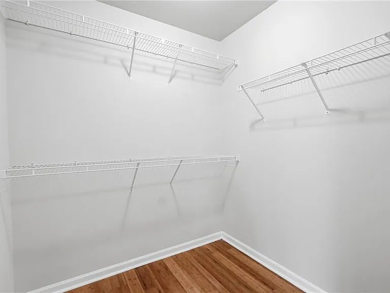 6199 Thorncrest Dr — Photo 16
