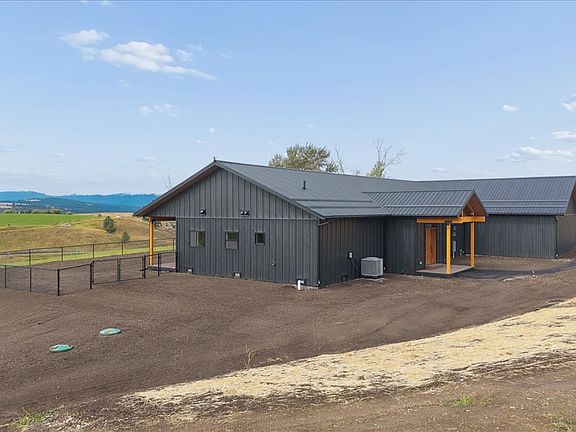 5th image of 312 Indian Creek Rd