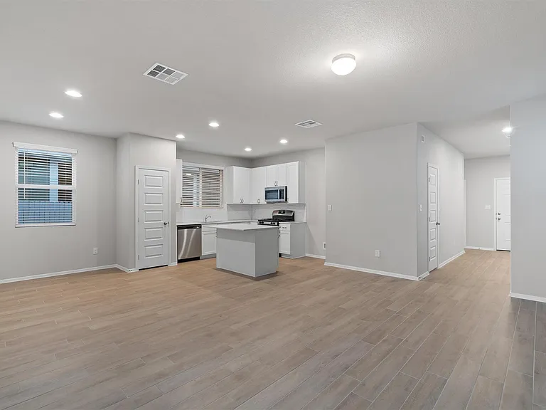 109 Tillage Rd — Photo 5