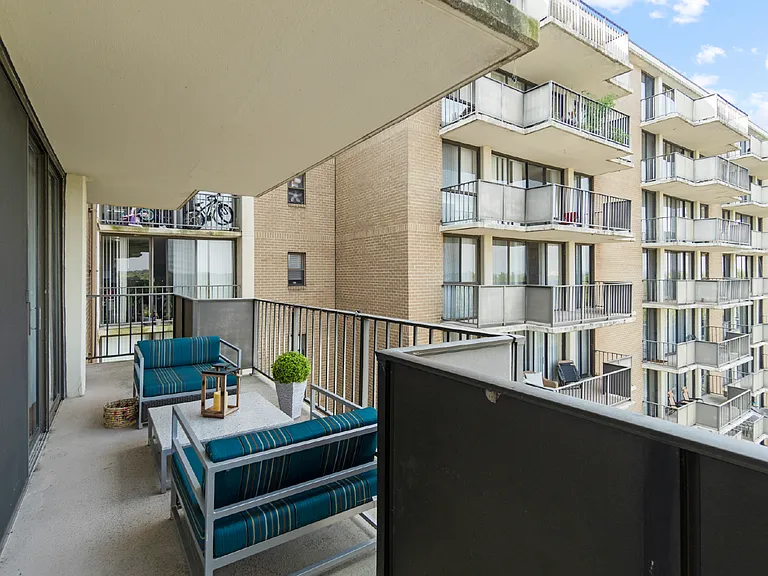 Westchester Tower Apartments — Photo 34