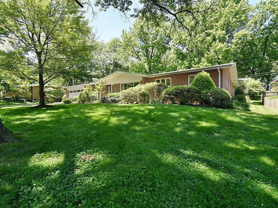 1st image of 1637 Beaucaire Dr