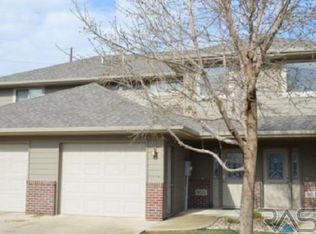 905 S Joseph Pl, Sioux Falls, SD 57106