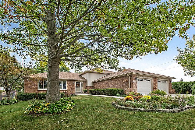 1st image of 12941 Parkside Dr