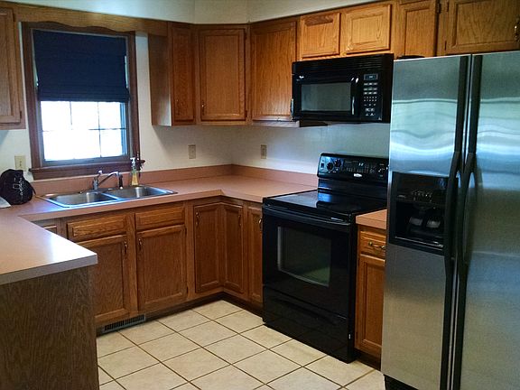 Kitchen with tile floor