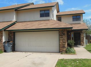 7011 SW Stradford Ave, Lawton, OK 73505