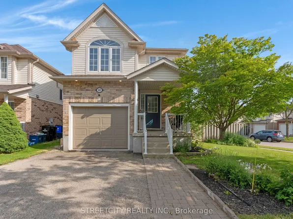 302 Oprington Pl, Kitchener, ON N2N 3P3