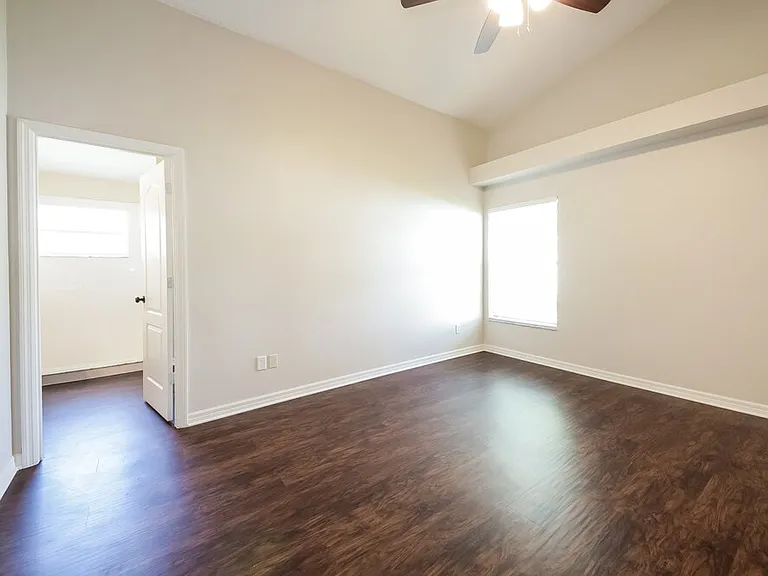 92 Pine Forest Pl — Photo 6