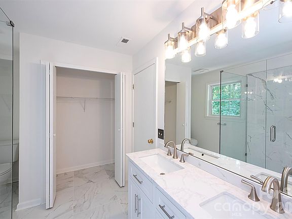 3rd image of 8327 Loma Linda Ln