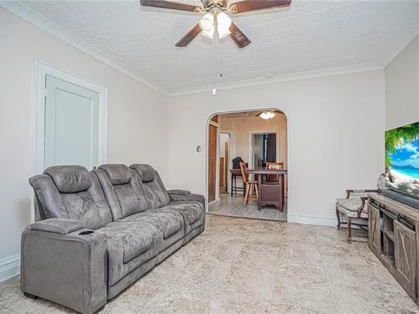 400 Lefferts Avenue image 20 of 40