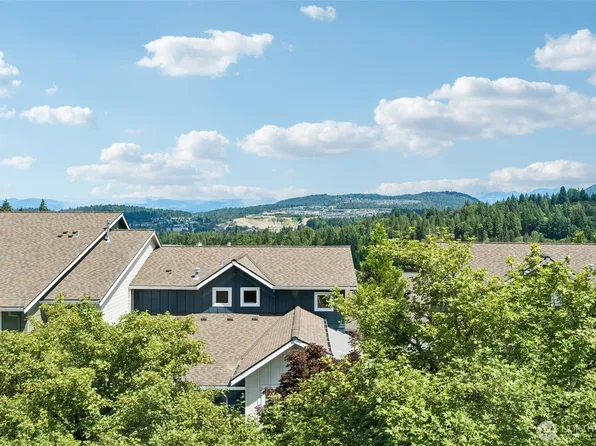 93 Sky Ridge Road NW #505, Issaquah, WA 98027