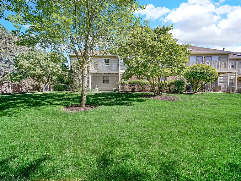2403 Mallow Ct #Z2 — Photo 26