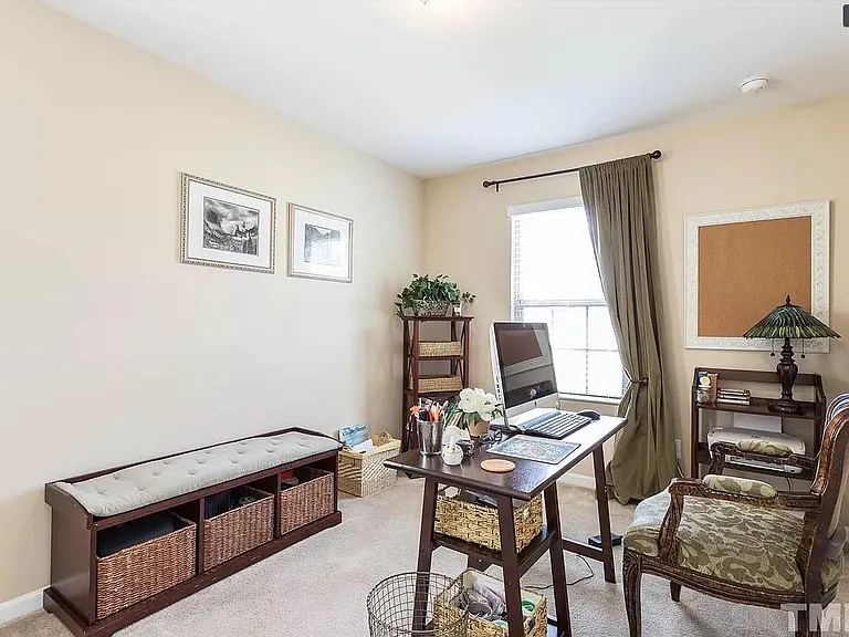 3609 Landshire Vw — Photo 17
