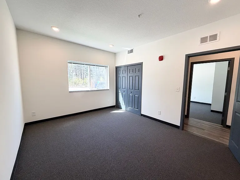 The Eastview — Photo 27