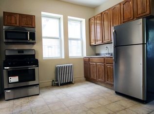 102 Clinton Ave APT 4, Brooklyn, NY 11205