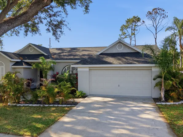 2212 Lake Bay Way, Brandon, FL 33511