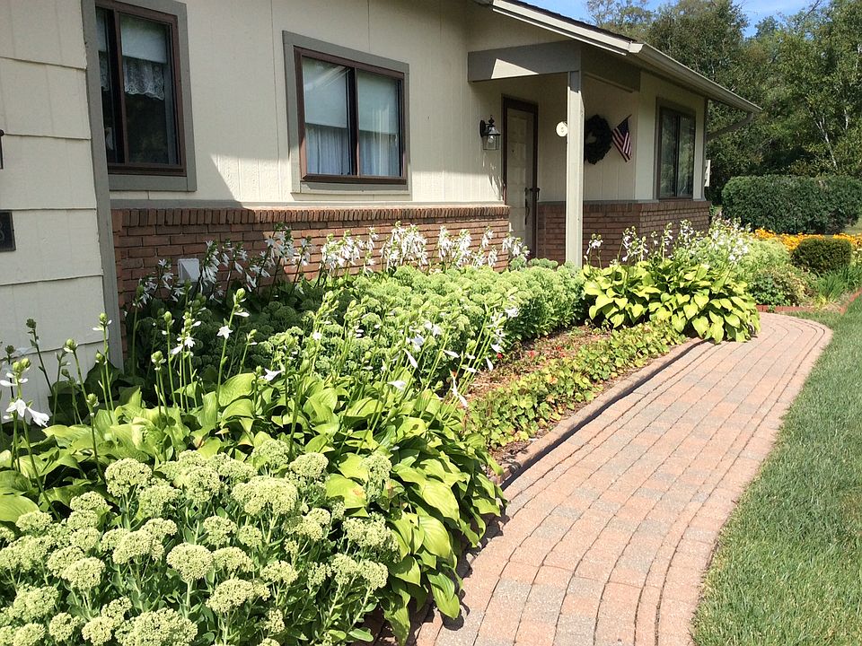 2nd image of 48088 Colony Farm Cir