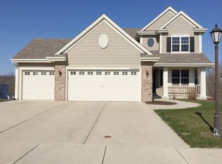 N173W20010 Creekside Dr, West Bend, WI 53037