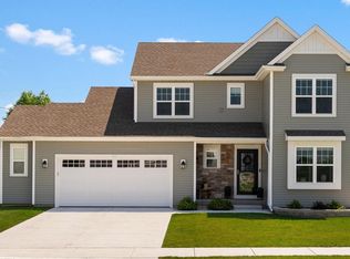 101 Mary Belle Ln, Beaver Dam, WI 53916