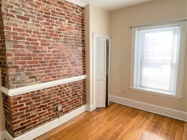 884 Massachusetts Ave #314, Cambridge, MA 02139