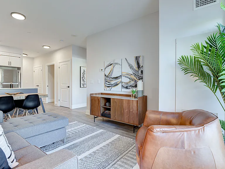 120 Benton St — Photo 18