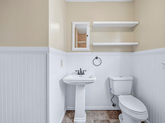 5th image of 2319 N Weller Avenue