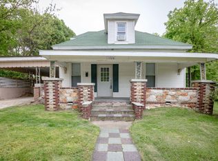 1326 N Texas Ave, Springfield, MO 65802