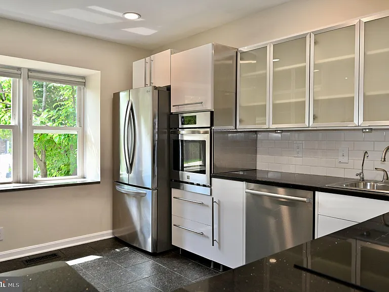 10231 Arizona Cir #51 — Photo 14