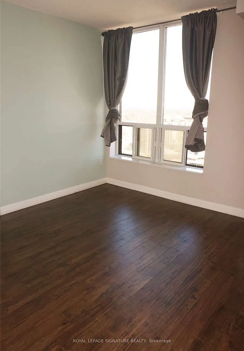 1 bed, $2,400 — Photo 4