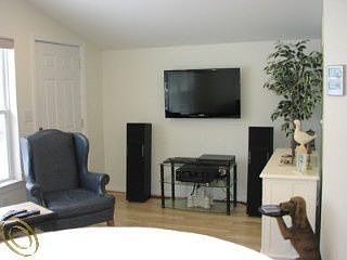 5th image of 1705 E Lake Dr