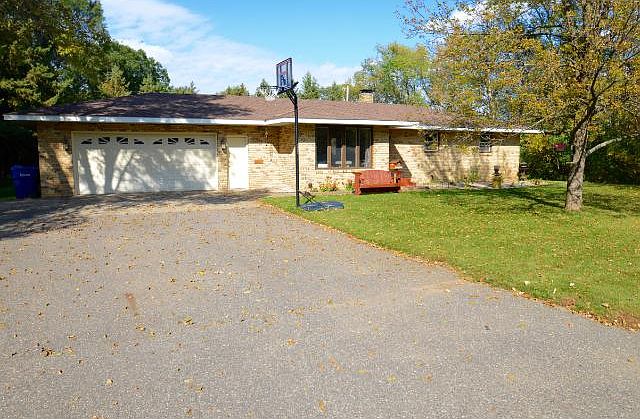 1st image of 1415 Roberta Dr