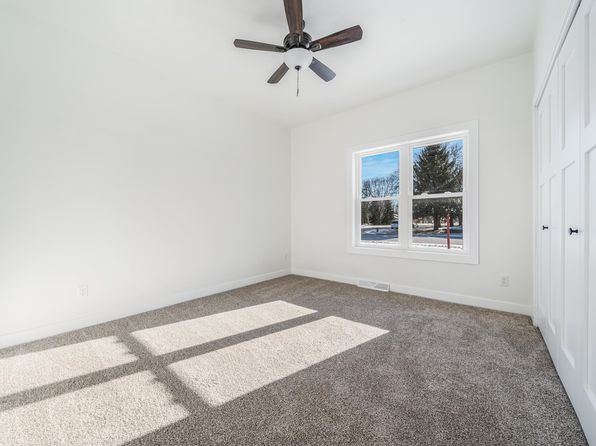 210 W National Ave, Brillion, WI 54110