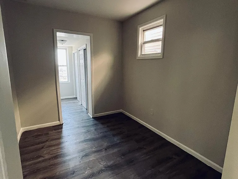 182 Bergen Ave #1 — Photo 13