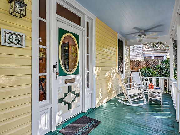 4th image of 68 Saragossa St