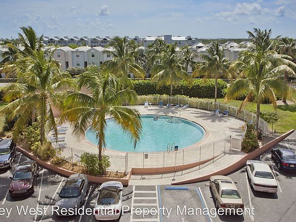 4th image of 3930 S Roosevelt Blvd APT 106W