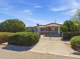 5724 Arrowhead Dr, El Paso, TX 79924