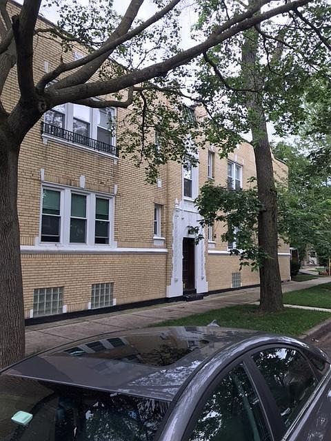 1st image of 3315 W Ardmore Ave #2