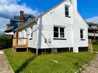 394 Center St, Pittsburgh, PA 15221