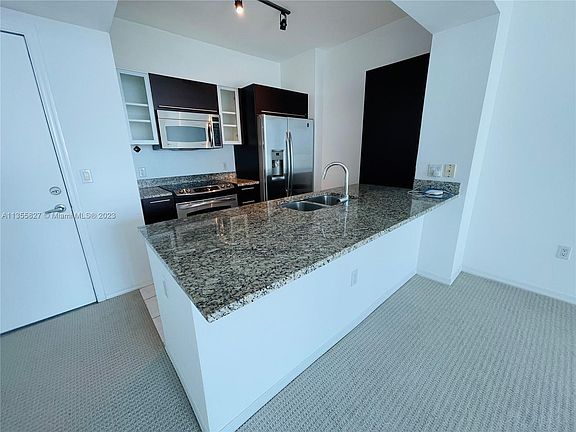 2nd image of 951 Brickell Ave APT 3703