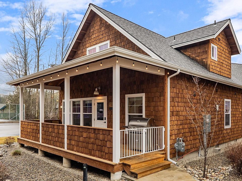 1st image of 20 Hitchcock Dr