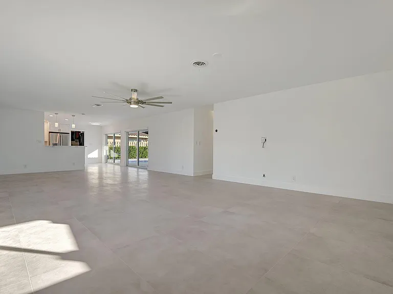 1478 NE 57th Ct — Photo 28