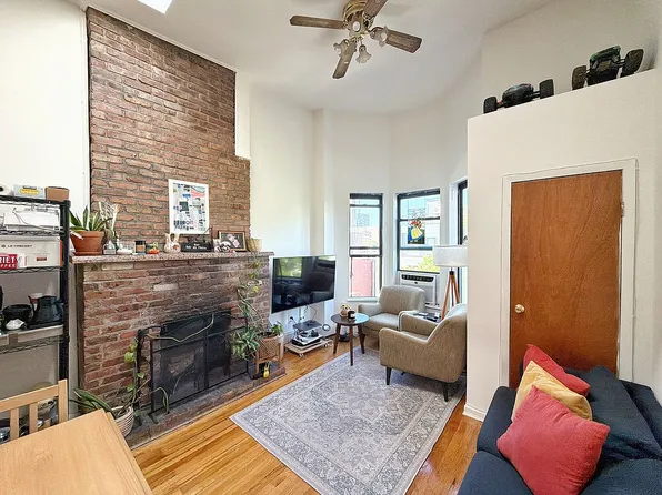 298 12th St APT 4F, Brooklyn, NY 11215