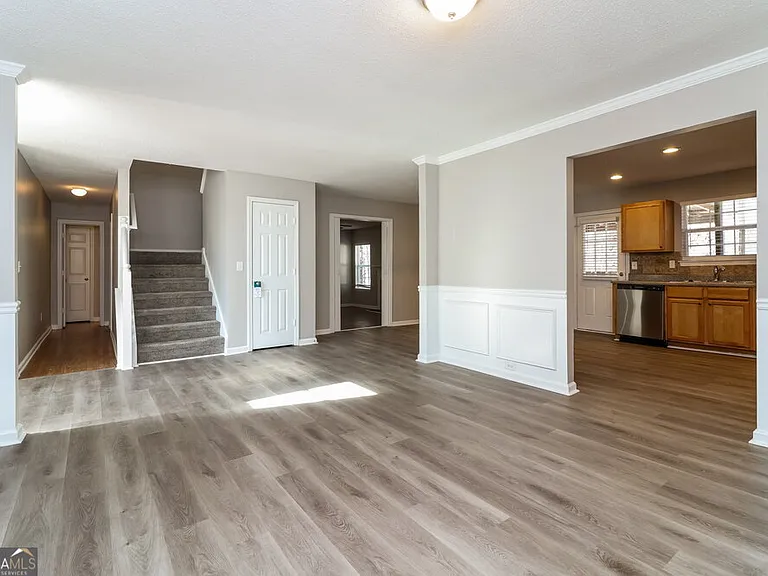 318 Baywood Way — Photo 11