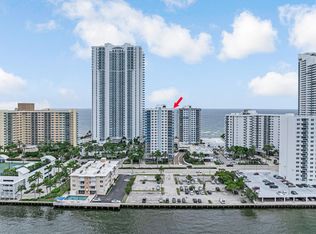 2751 S Ocean Drive #1008, Hollywood, FL 33019
