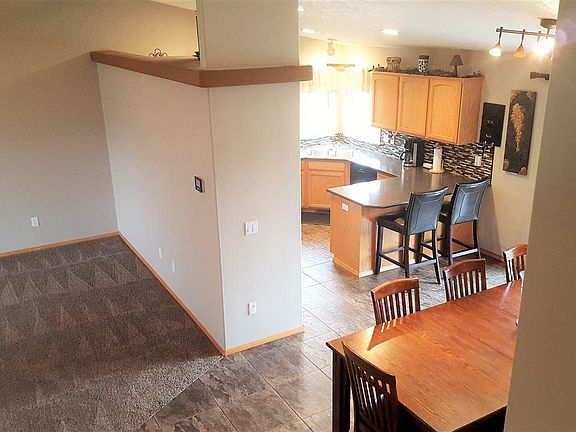 4th image of 5515 Paddington Ln