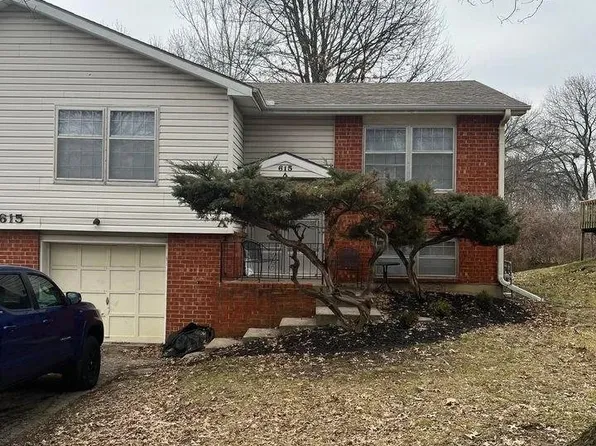 615 NE Lynn St APT B, Lees Summit, MO 64063